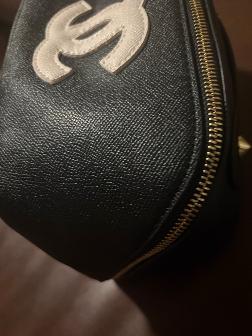 ๐ CC Makeup Case - Picture 8 of 11